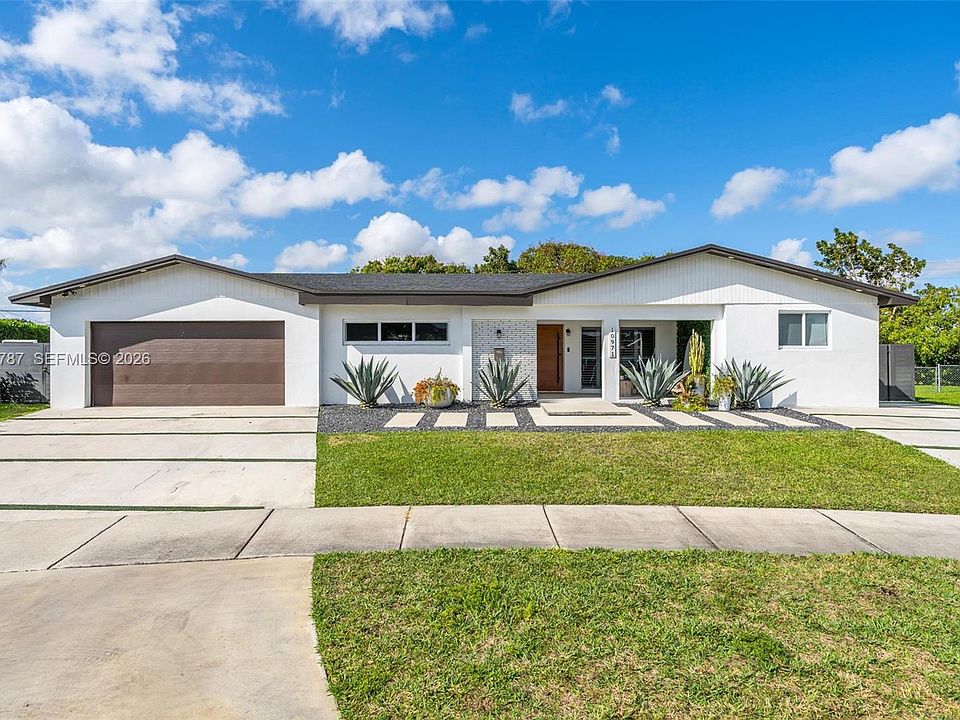 1st image of 10971 SW 177th St