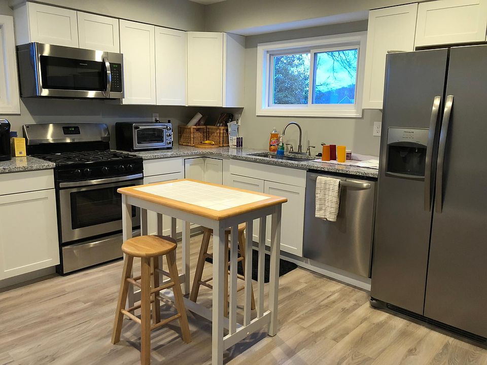 2nd image of 237 Macclelland Ave