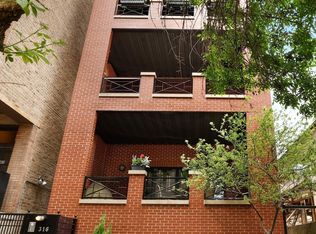 316 W Evergreen Ave #B, Chicago, IL 60610