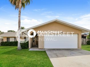 6384 Samoa Dr, Sarasota, FL 34241