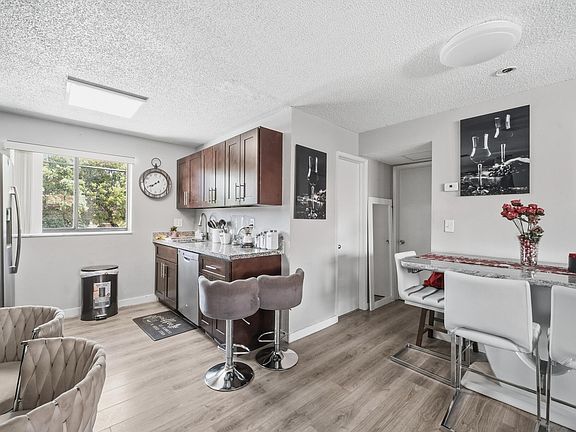 5th image of 2710 W 60th Place #205