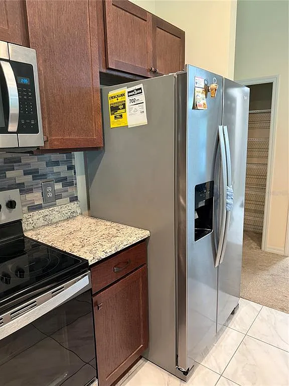 3 bed, 2.0 bath, 1551 sqft, $2,000 — Photo 4
