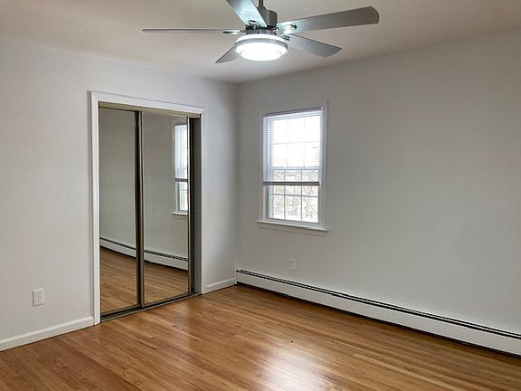 5th image of 75 Washington Ave N Floor 1