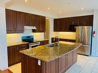 91 Antibes Dr #UPPER — Photo 2