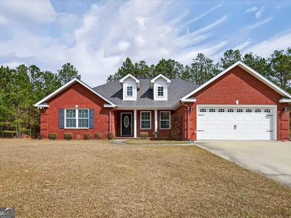 455 Carson St NE, Ludowici, GA 31316