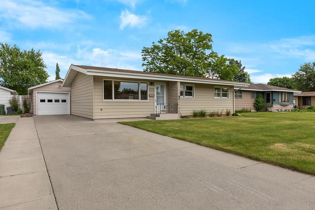 2541 Clark Ave, Billings, MT 59102 Zillow