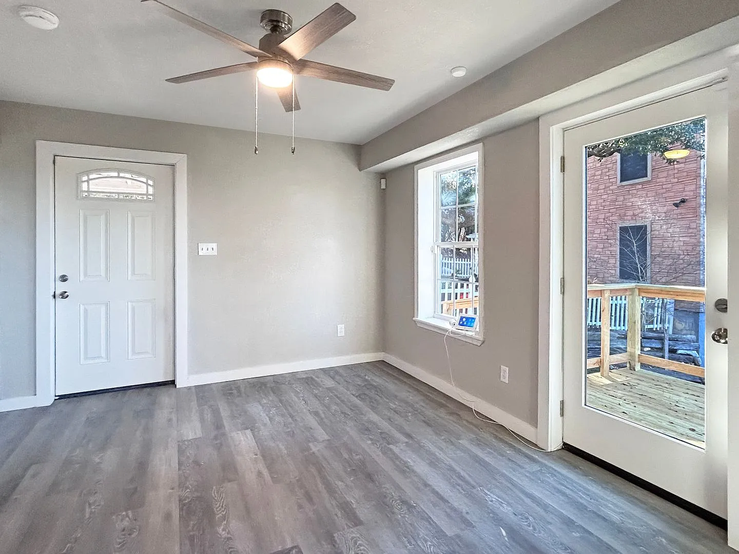 1 Bedroom - Downstairs Duplex in Canyon Lake - Hill Country Views — Photo 3