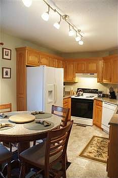 1st image of 3615 Panorama Dr SE