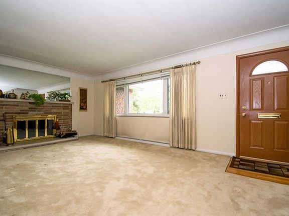 5th image of 6471 Donjoy Dr