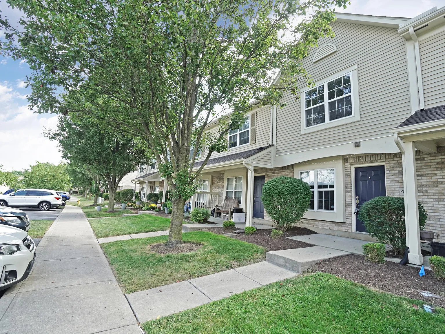 2 bed, 1208 sqft, $1,850 — Photo 3