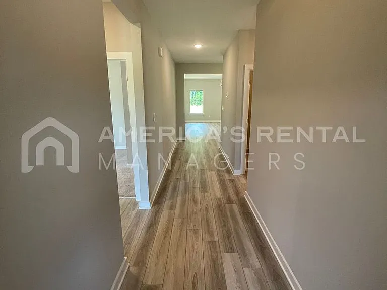 130 Flintlock Way — Photo 3