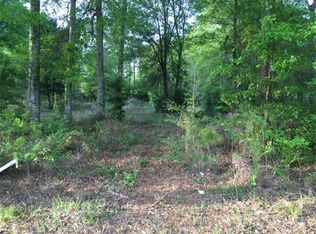 17325 J B Averett Rd, Livingston, LA 70754