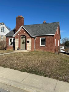 926 Macarthur St, Jasper, IN, 47546