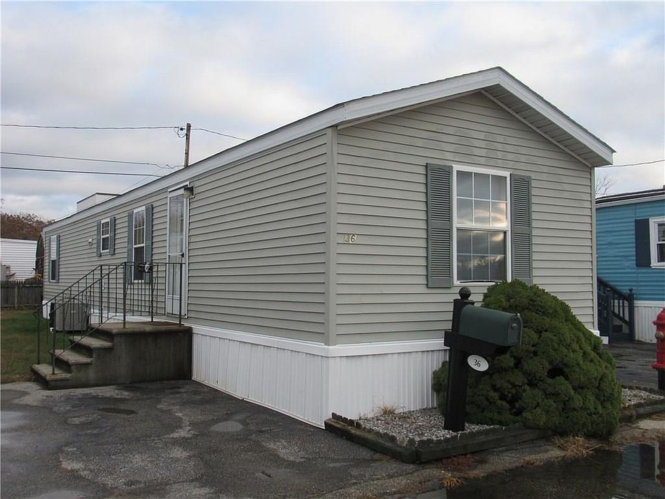 1st image of 36 West Dr