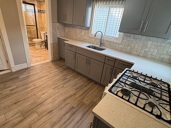4th image of 183 Myrtle Ave Floor 2