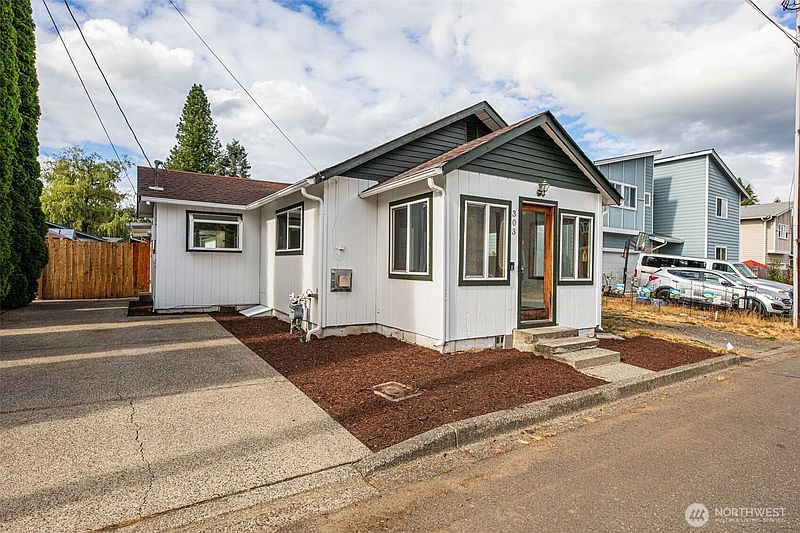 4th image of 303 Fir Avenue