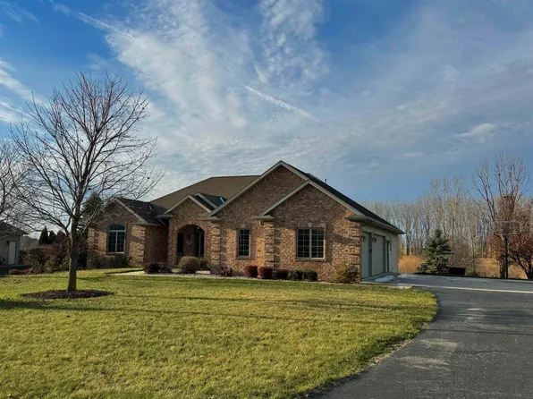3412 Dekalb Ln, Neenah, WI 54956