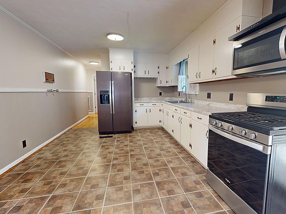 3rd image of 765 Mimosa Dr NW #73