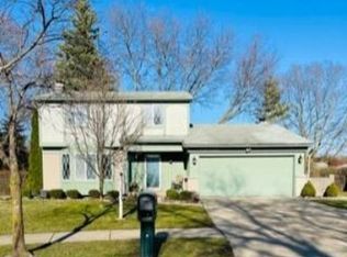 28246 Gita Ct, Livonia, MI 48154