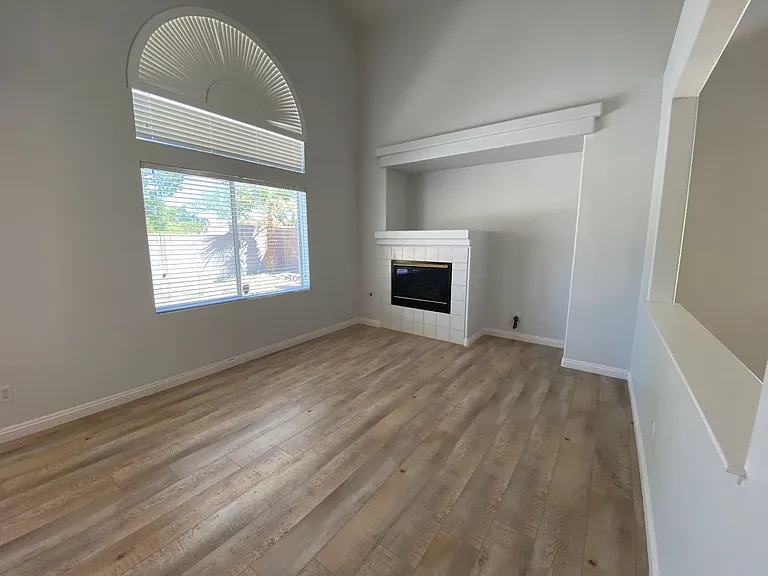 808 Midpride St — Photo 4