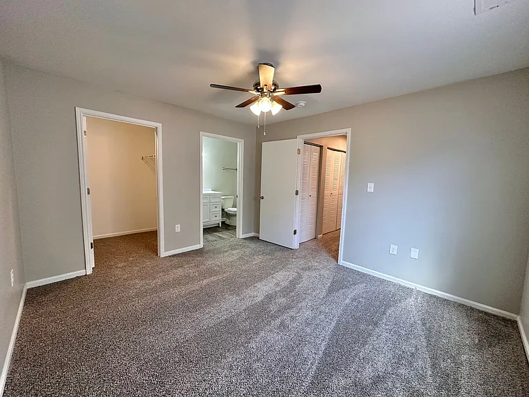 Rocky View Apartment Homes — Photo 131