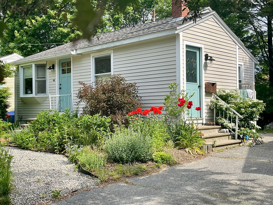 1st image of 42 Coolidge Ave