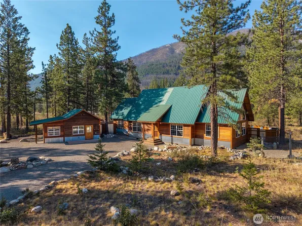 9 Deer Run Loop Road, Winthrop, WA 98856