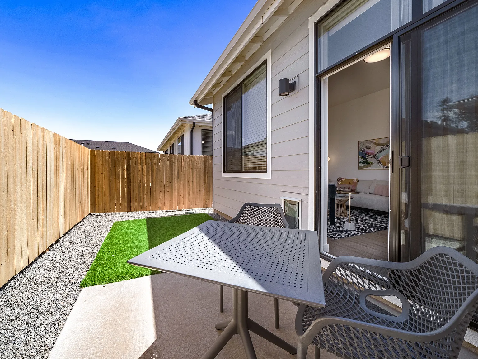 Petra at Larkspur — Photo 4