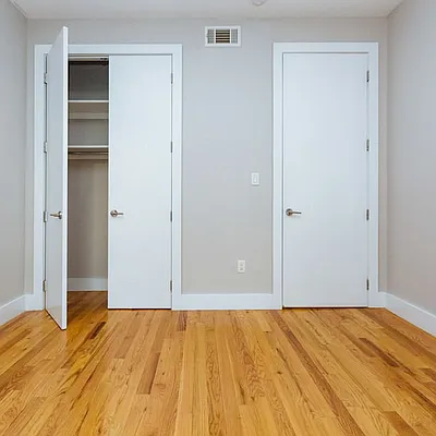 Rented by Nooklyn NYC LLC | media 21