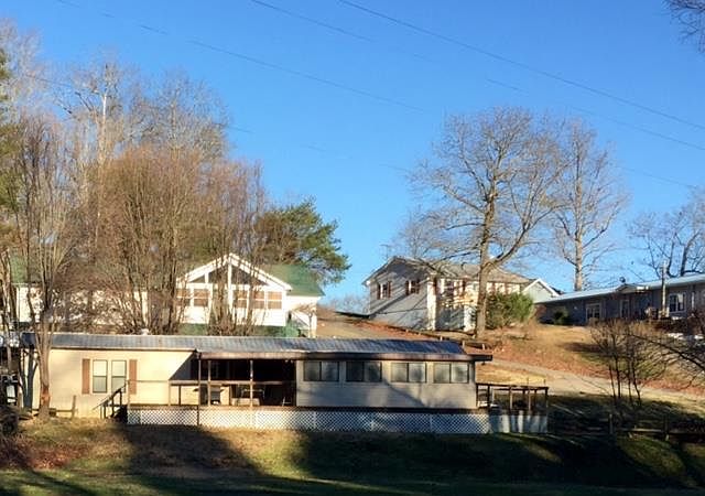 1st image of 25 Lake Hill Dr