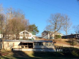 25 Lake Hill Dr, Waverly, TN 37185