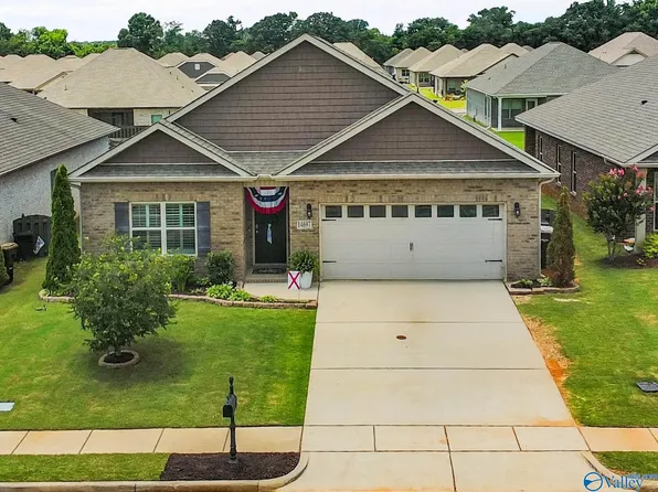 14697 Norfleet Dr, Athens, AL 35613
