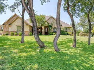 9700 Shadows Ct, Granbury, TX 76049