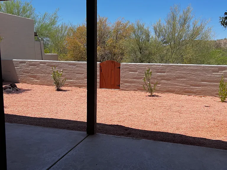 4649 N Mountain Quail Rd — Photo 22