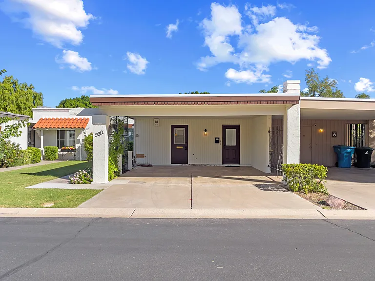 920 W Solcito Ln — Photo 36