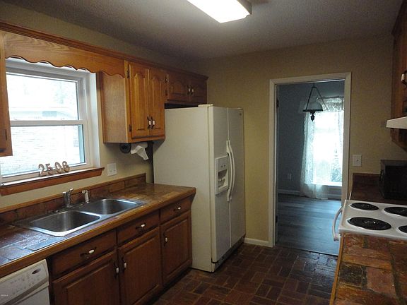 5th image of 2506 Gatewood Cir