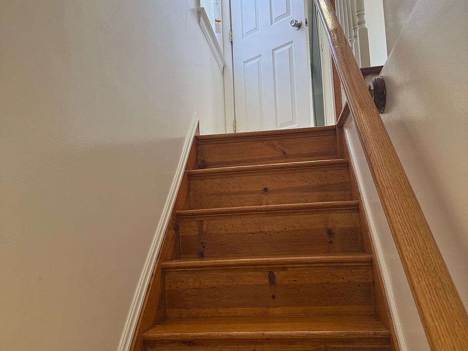 entry stairs to apartment