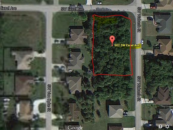2nd image of 902 SW Excel Ave