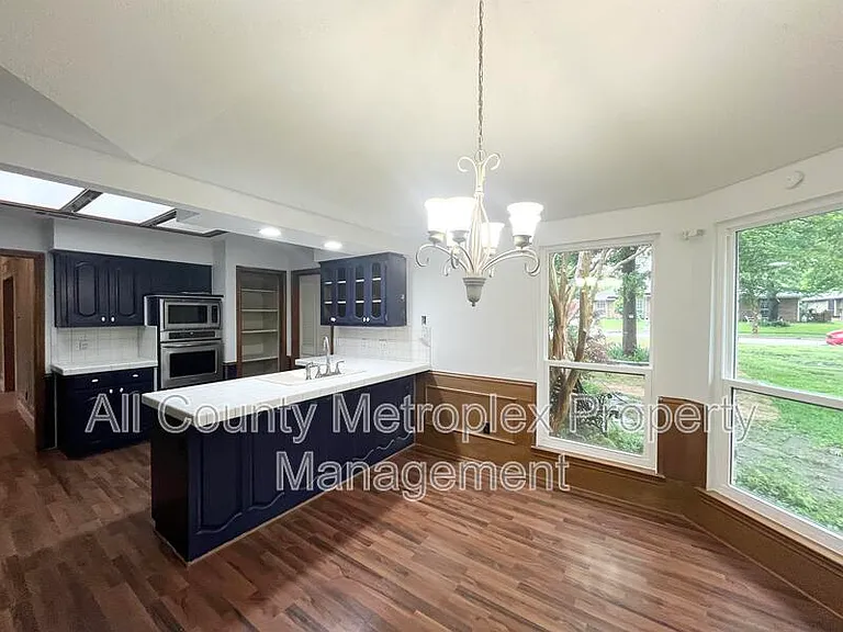 1404 Stoneboro Ln — Photo 7