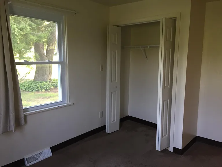 539 1/2 Scott Ridge Rd — Photo 17