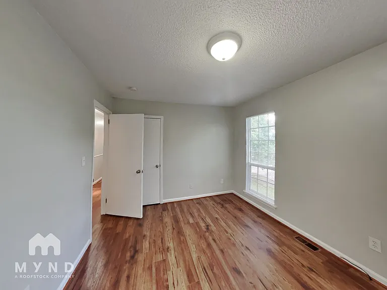 1172 Westridge Cir — Photo 13