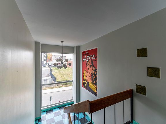 2nd image of 1621 Clayton Ave APT 5