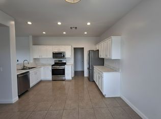 1280 E Saddle Way, San Tan Valley, AZ 85143