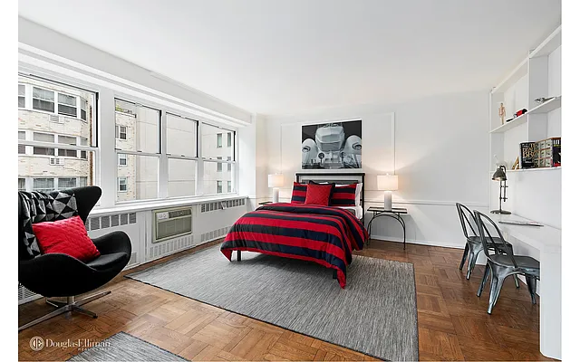 Sold by Douglas Elliman | media 40