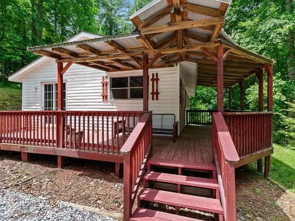 60 Fleming St, Murphy, NC 28906