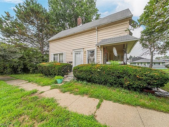 4th image of 1223 Delos St