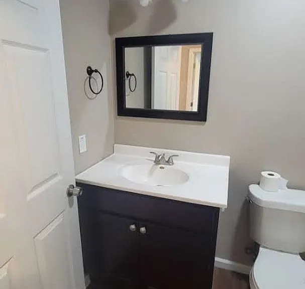 1 Emma Kate Cir #C — Photo 13