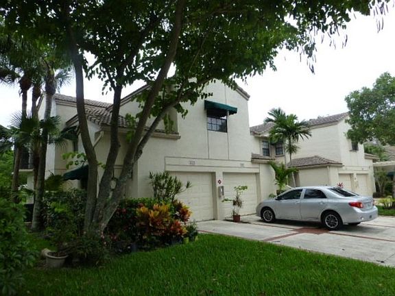 3rd image of 1668 Cypress Pointe Dr