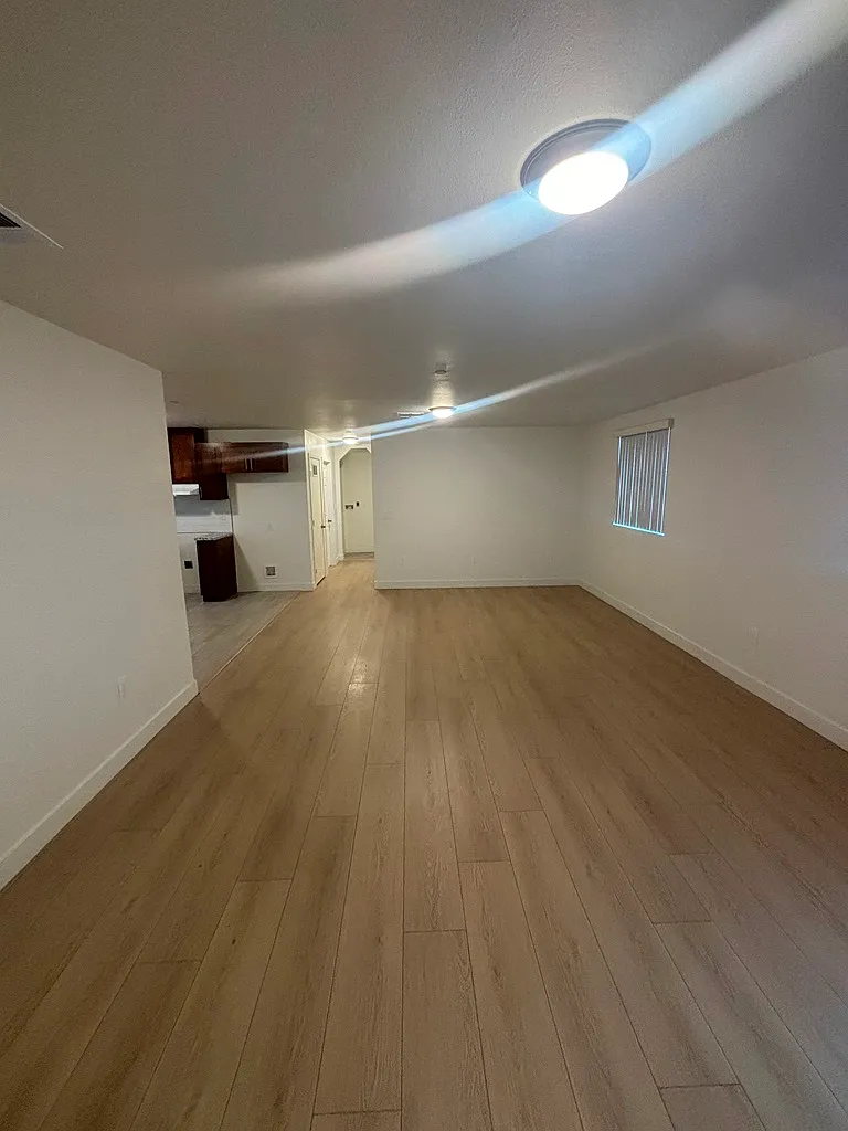 Building Photo - 438 W 71st St
