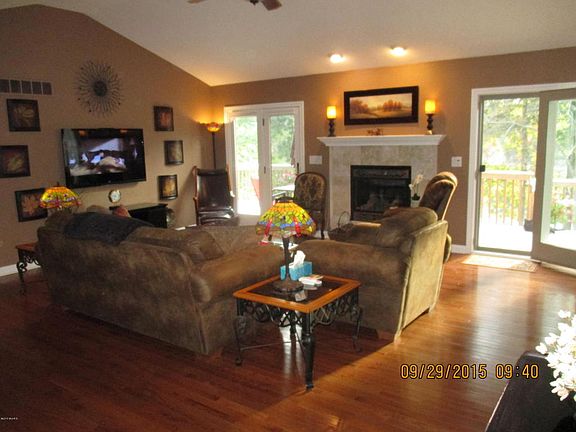 3rd image of 6367 Sweet Clover Hills Dr